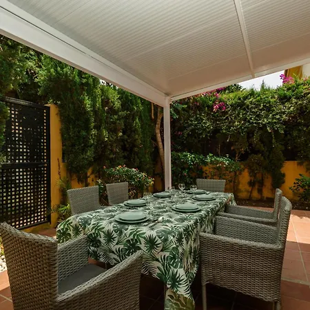 Holiday home Beautiful Townhouse Walking Distance To The In Costabella, Marbella