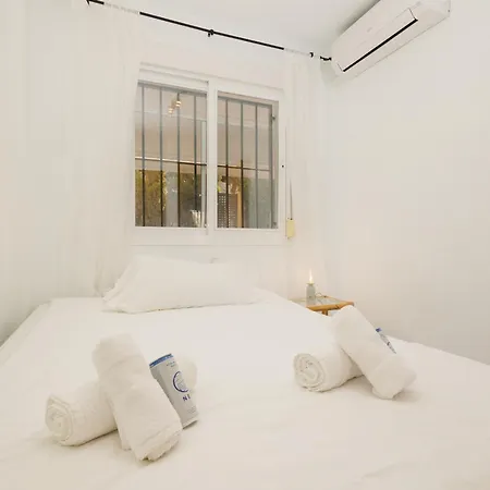 Beautiful Townhouse Walking Distance To The In Costabella, Holiday home
